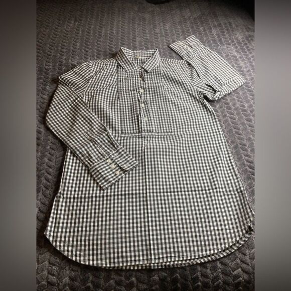 J CREW XS Essential Gingham Print Buttoned Shirt Minimalist - Picture 1 of 10